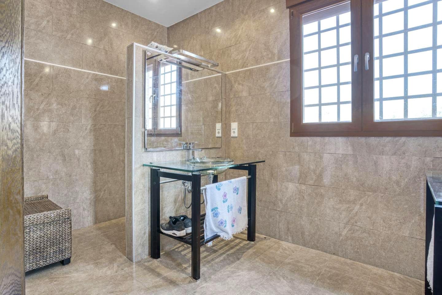 5 Zimmer Villa zu verkaufen in Betera mit Pool Garage - 768.000 € (Ref: 10116179)