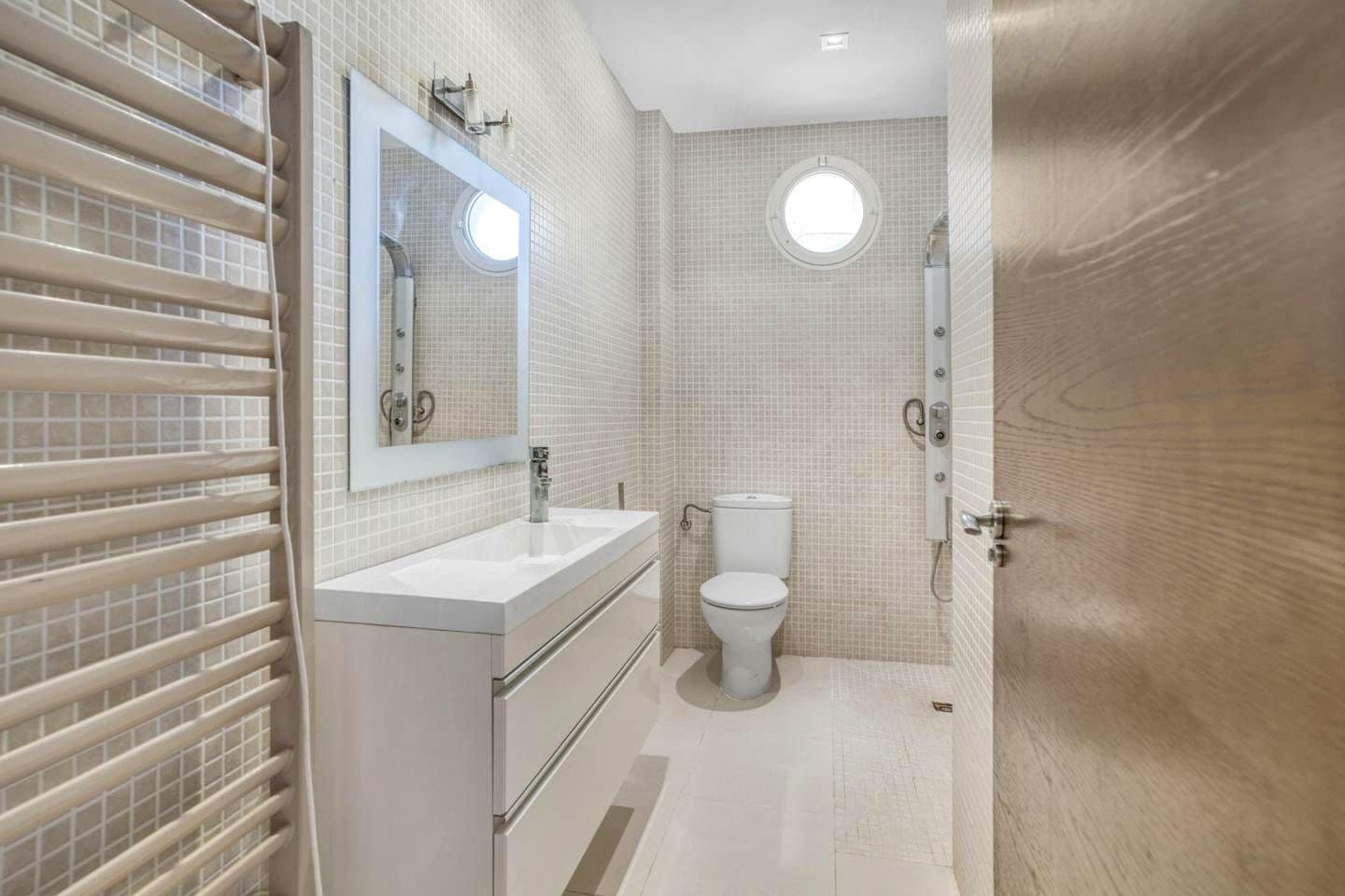 5 Zimmer Villa zu verkaufen in Betera mit Pool Garage - 768.000 € (Ref: 10116179)