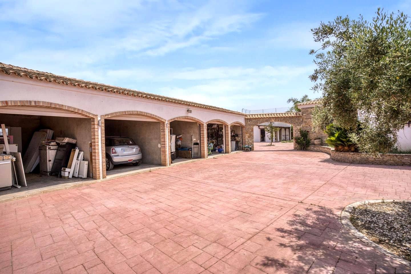 5 Zimmer Villa zu verkaufen in Betera mit Pool Garage - 768.000 € (Ref: 10116179)