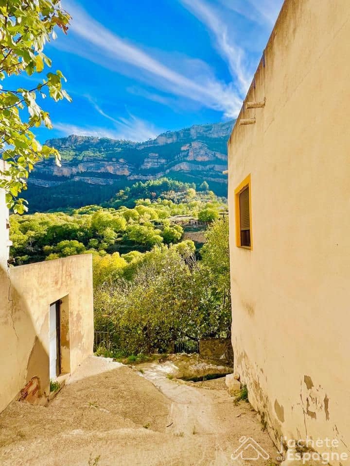 3 bedroom Villa for sale in Cortes de Pallas - € 105,000 (Ref: 10116182)