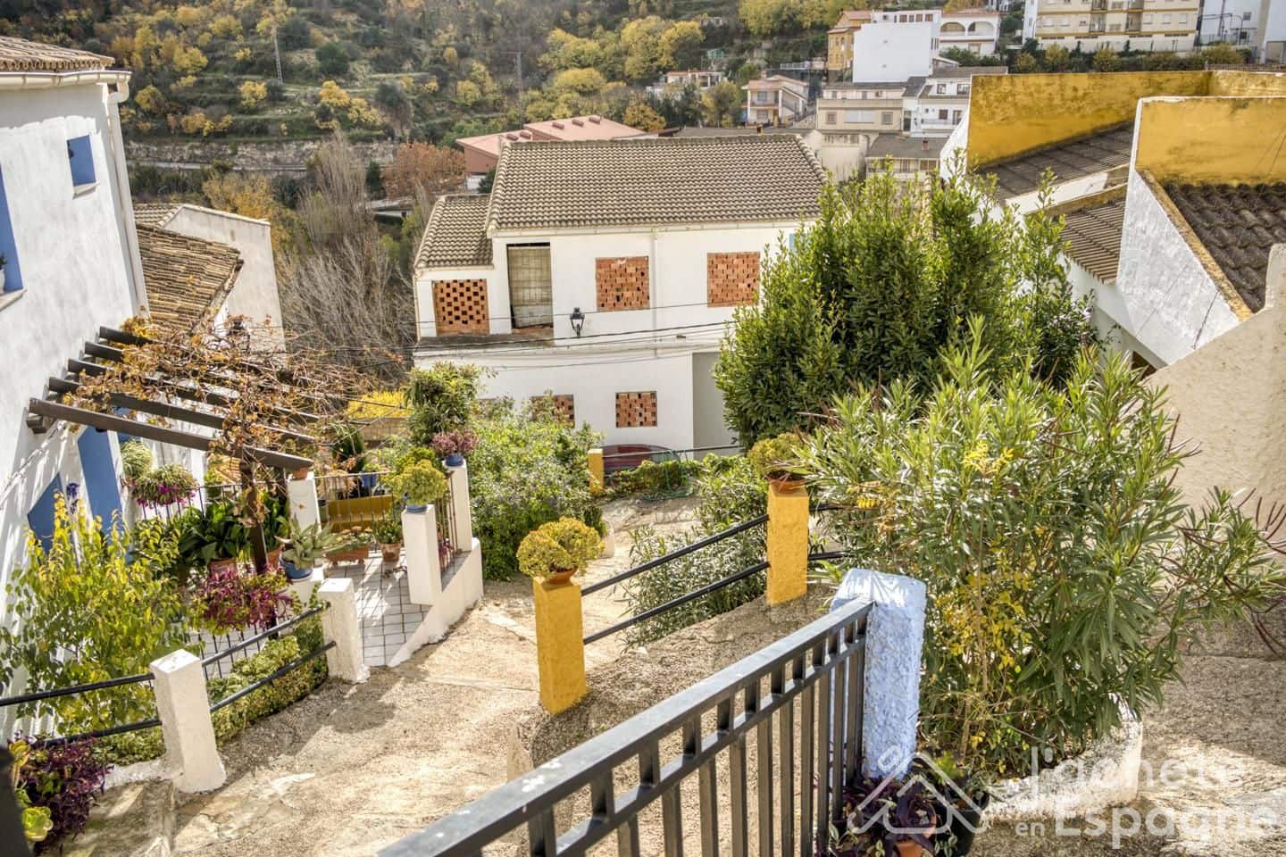 3 bedroom Villa for sale in Cortes de Pallas - € 105,000 (Ref: 10116182)