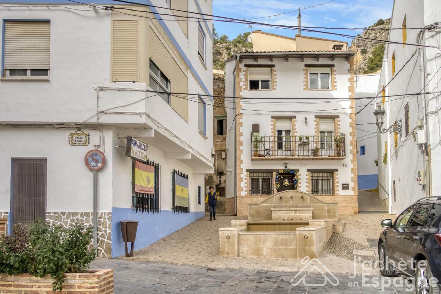 3 bedroom Villa for sale in Cortes de Pallas - € 105,000 (Ref: 10116182)