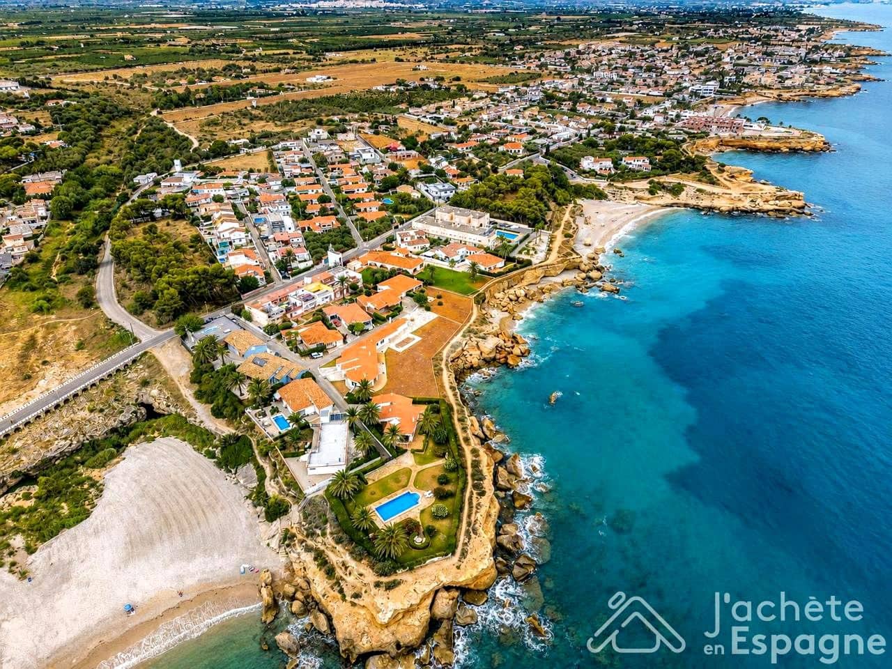 Chalet de 3 habitaciones en Vinaròs en venta con garaje - 325.000 € (Ref: 10116187)