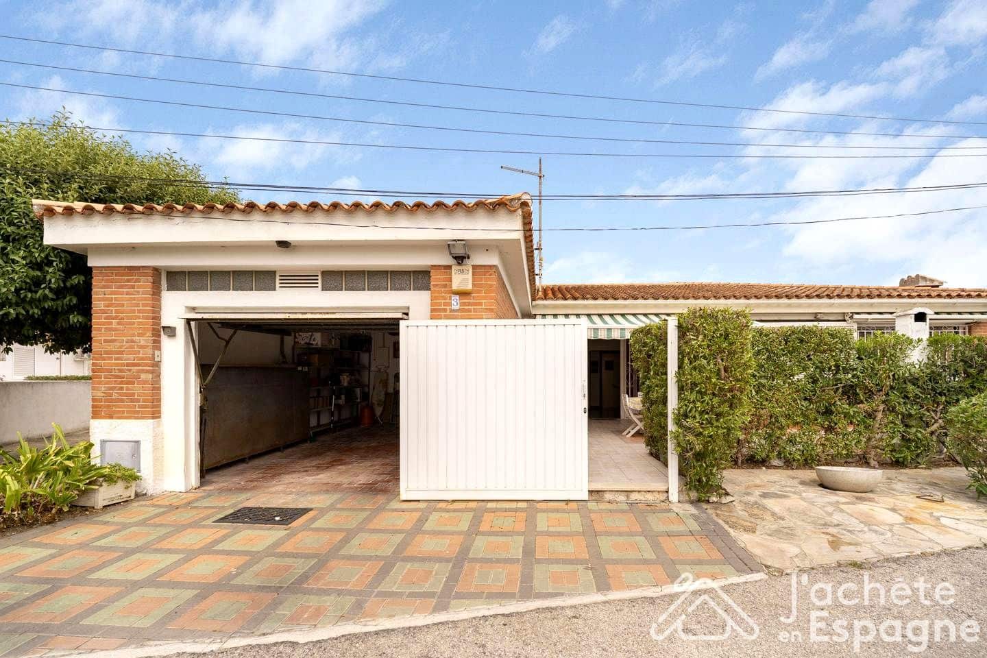 Chalet de 3 habitaciones en Vinaròs en venta con garaje - 325.000 € (Ref: 10116187)