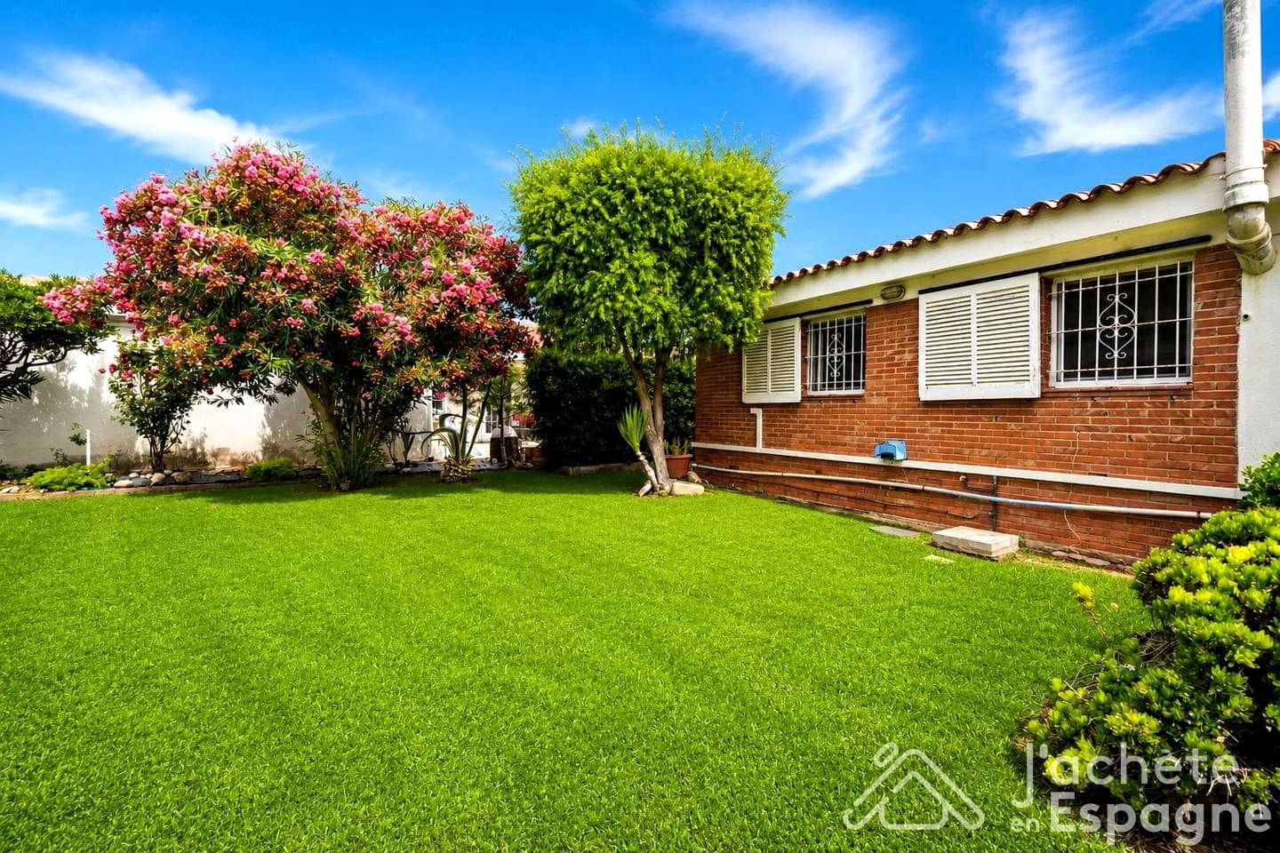 Chalet de 3 habitaciones en Vinaròs en venta con garaje - 325.000 € (Ref: 10116187)