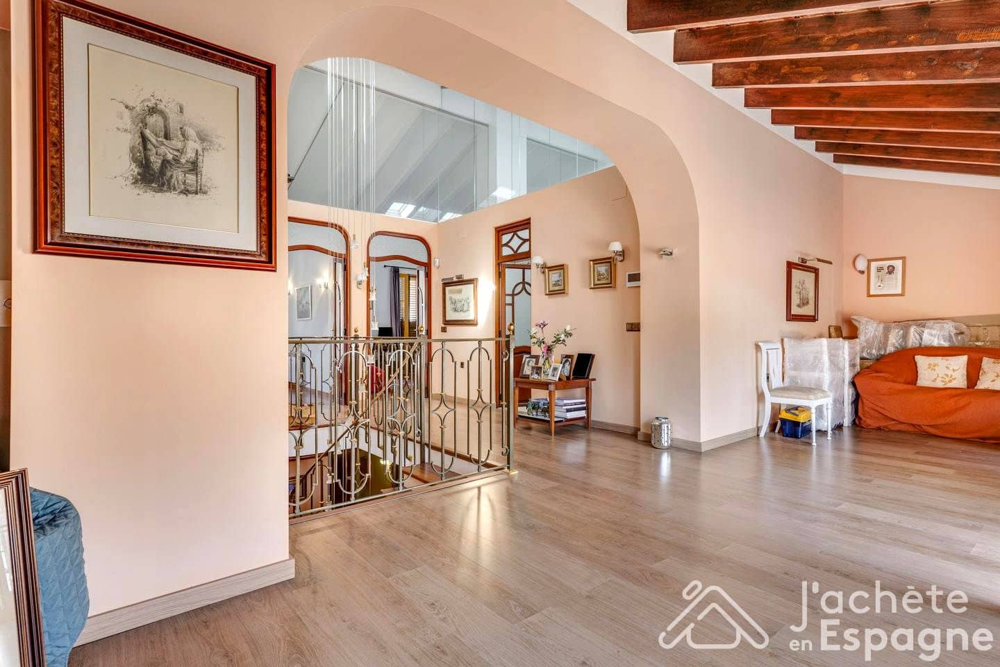 4 soveværelse Villa til salg i Alcasser med garage - € 699.900 (Ref: 10116190)