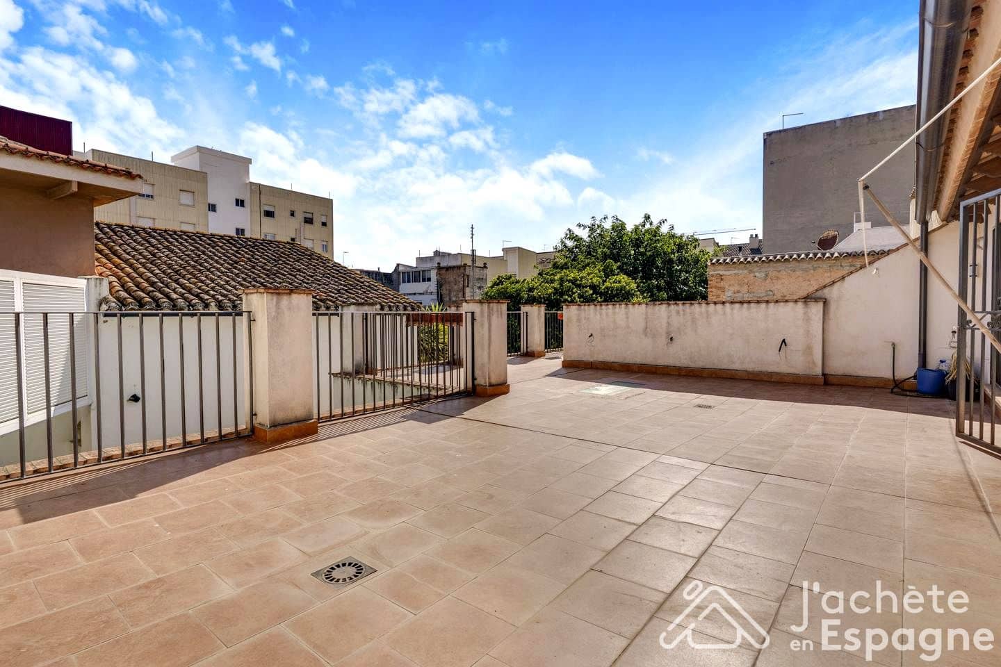 4 soveværelse Villa til salg i Alcasser med garage - € 699.900 (Ref: 10116190)