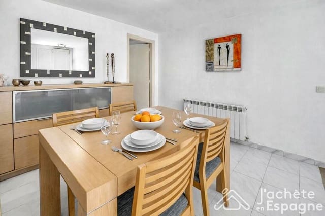 5 makuuhuone Rivitalo myytävänä paikassa Les Cases d'Alcanar, Alcanar mukana 
autotalli - 238 900 € (Ref: 10116191)