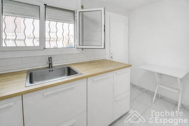 5 makuuhuone Rivitalo myytävänä paikassa Les Cases d'Alcanar, Alcanar mukana 
autotalli - 238 900 € (Ref: 10116191)
