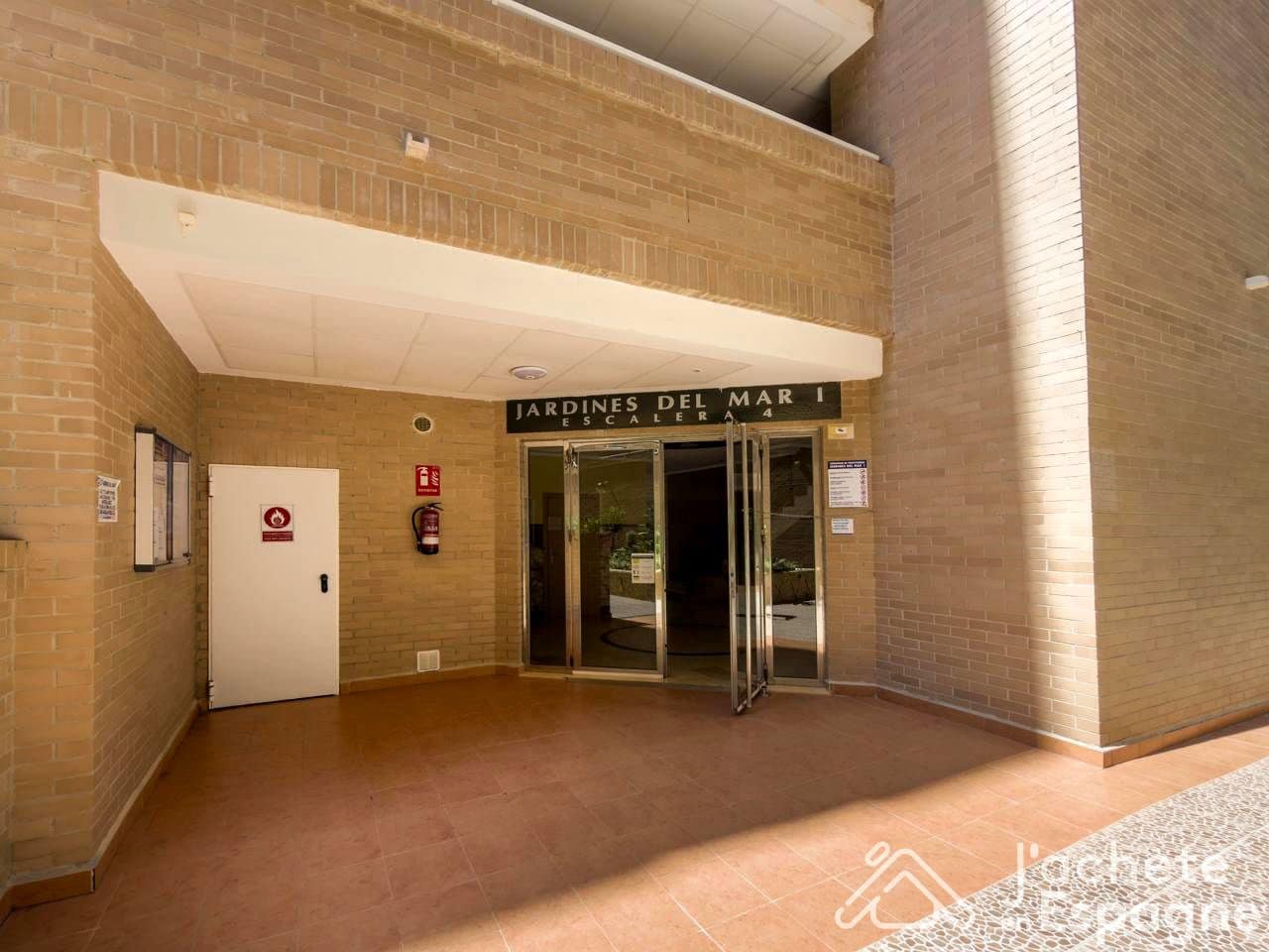 2 bedroom Flat for sale in Oropesa  with pool garage - € 167,000 (Ref: 10116192)