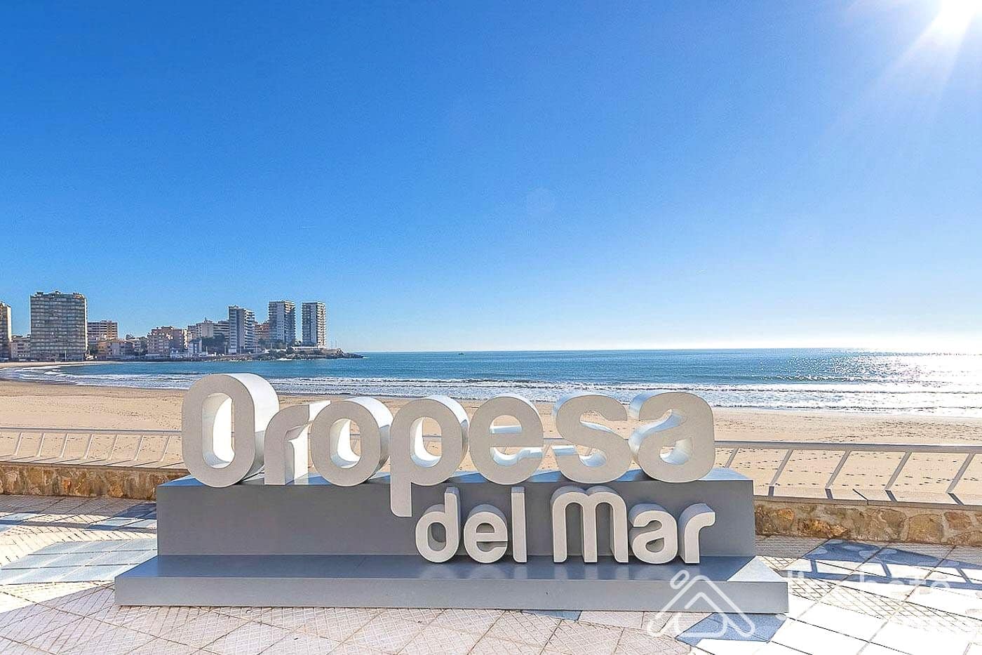 2 bedroom Flat for sale in Oropesa  with pool garage - € 167,000 (Ref: 10116192)