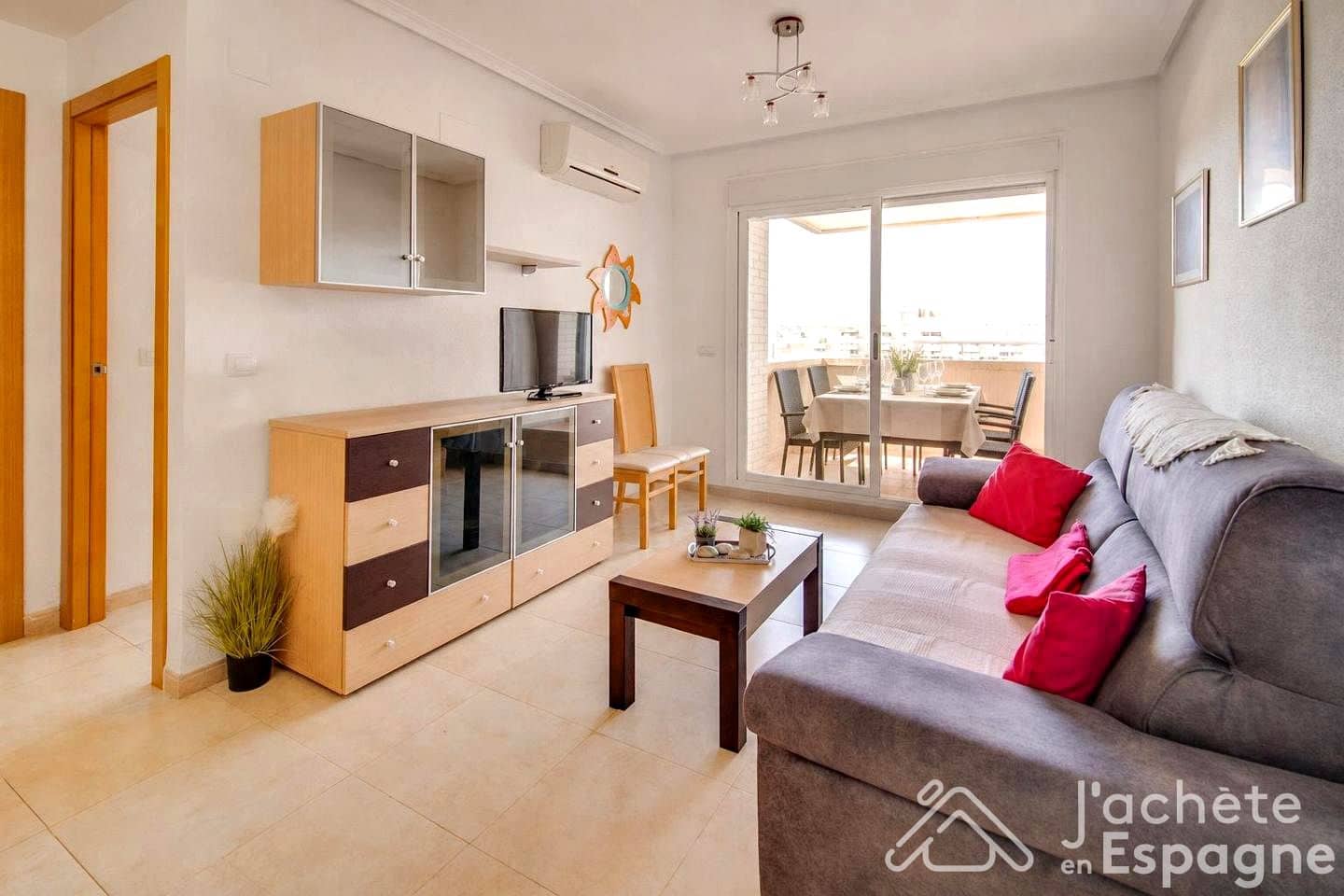 2 bedroom Flat for sale in Oropesa  with pool garage - € 167,000 (Ref: 10116192)