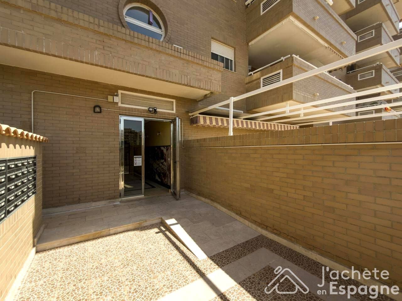 2 bedroom Flat for sale in Oropesa  with pool garage - € 167,000 (Ref: 10116192)
