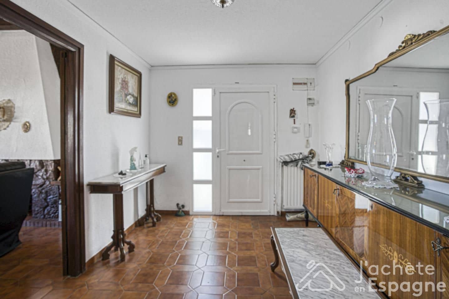 6 bedroom Villa for sale in Daimus with garage - € 428,001 (Ref: 10116193)
