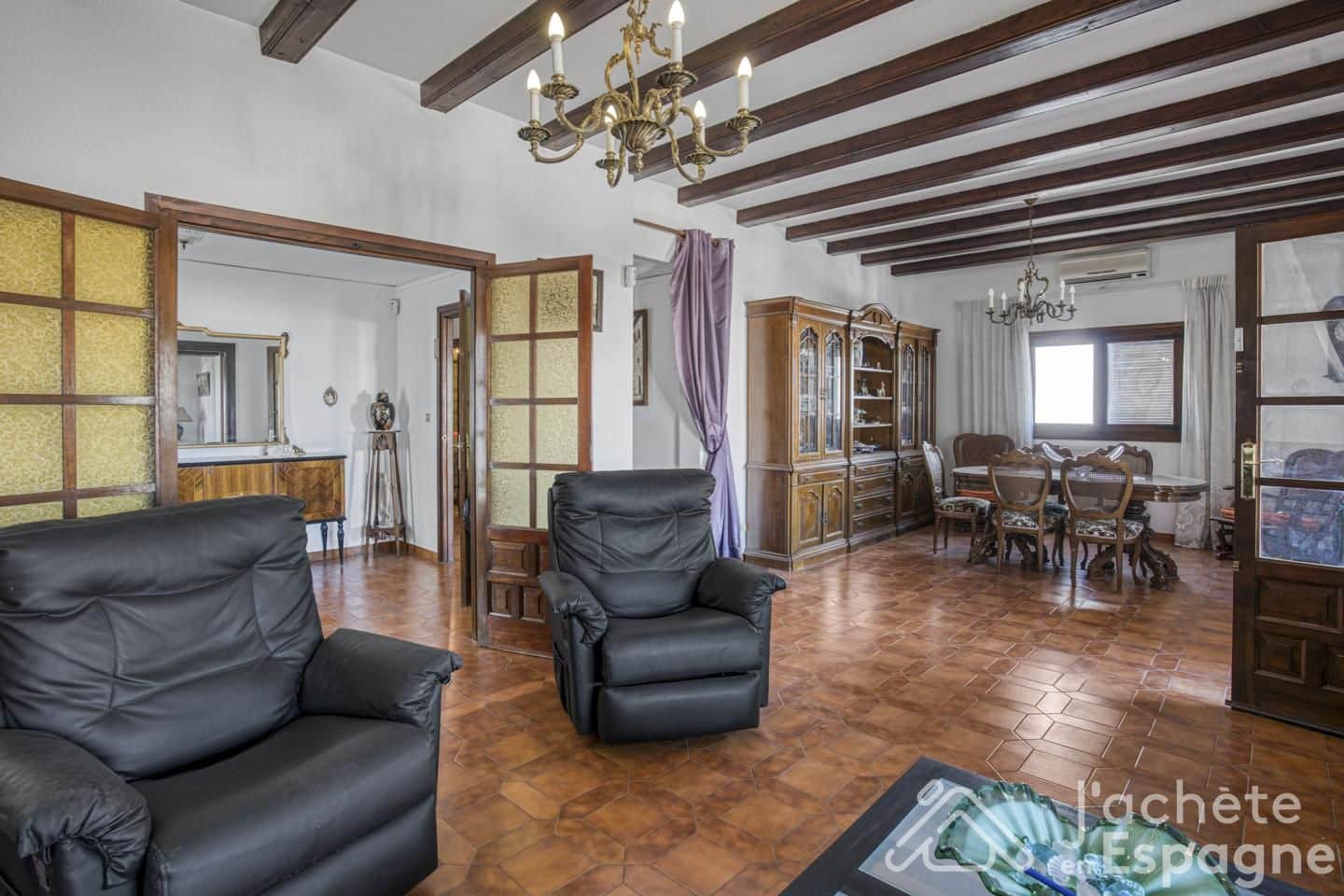 6 bedroom Villa for sale in Daimus with garage - € 428,001 (Ref: 10116193)