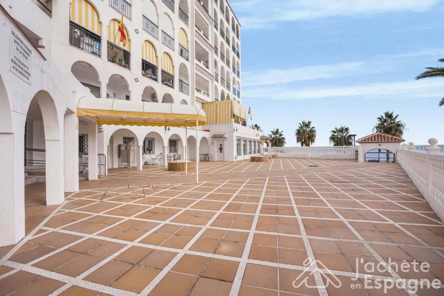 2 makuuhuone Huoneisto myytävänä paikassa Fuengirola mukana uima-altaan - 285 000 € (Ref: 10118198)