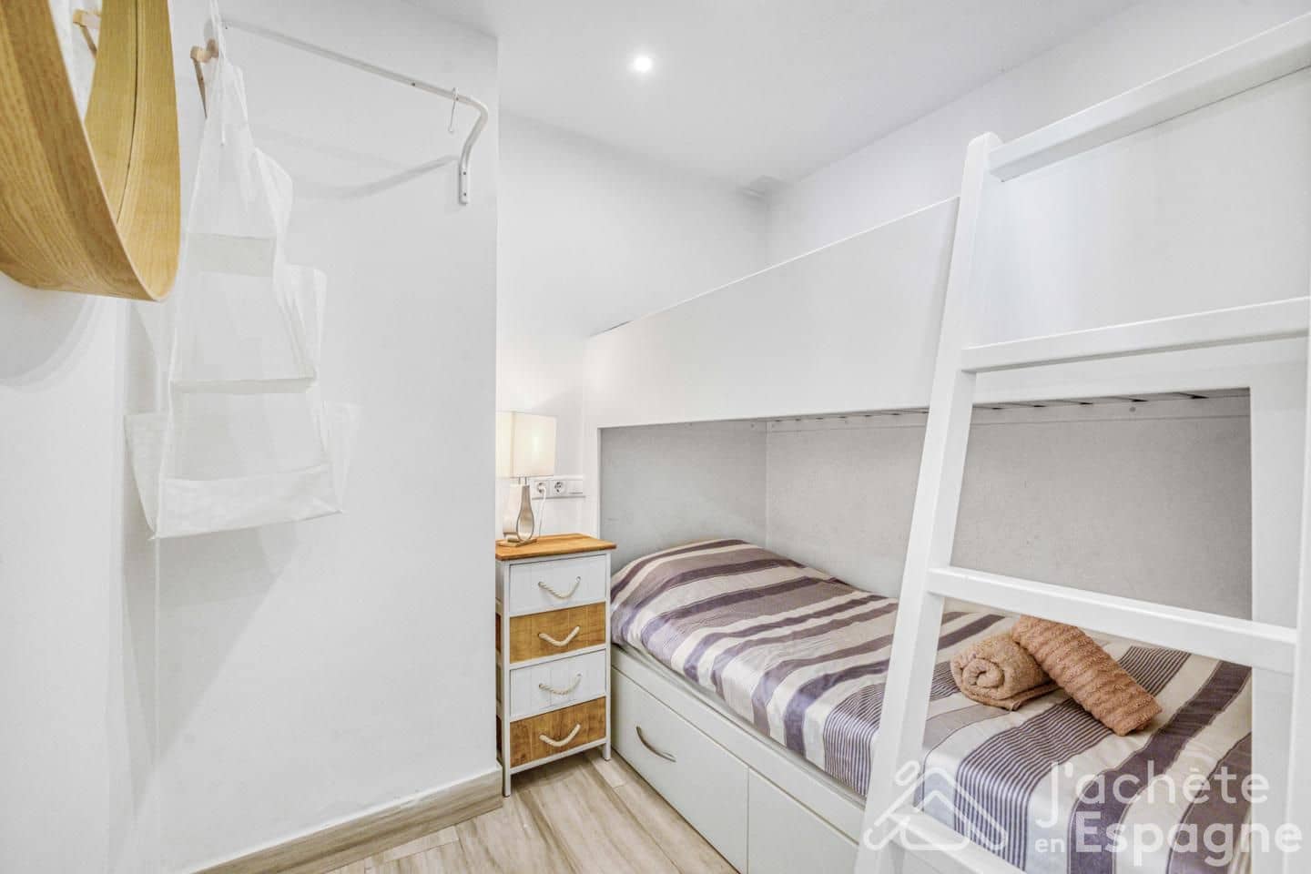 2 makuuhuone Huoneisto myytävänä paikassa Fuengirola mukana uima-altaan - 285 000 € (Ref: 10118198)