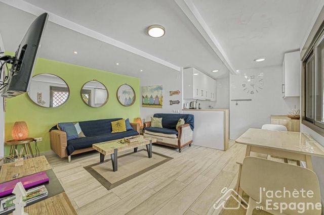 2 makuuhuone Huoneisto myytävänä paikassa Fuengirola mukana uima-altaan - 285 000 € (Ref: 10118198)