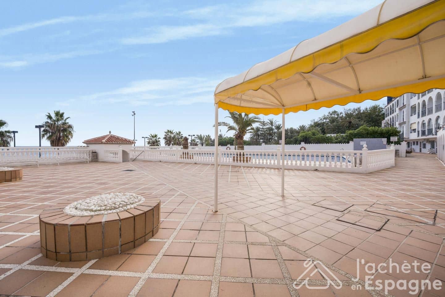 2 makuuhuone Huoneisto myytävänä paikassa Fuengirola mukana uima-altaan - 285 000 € (Ref: 10118198)