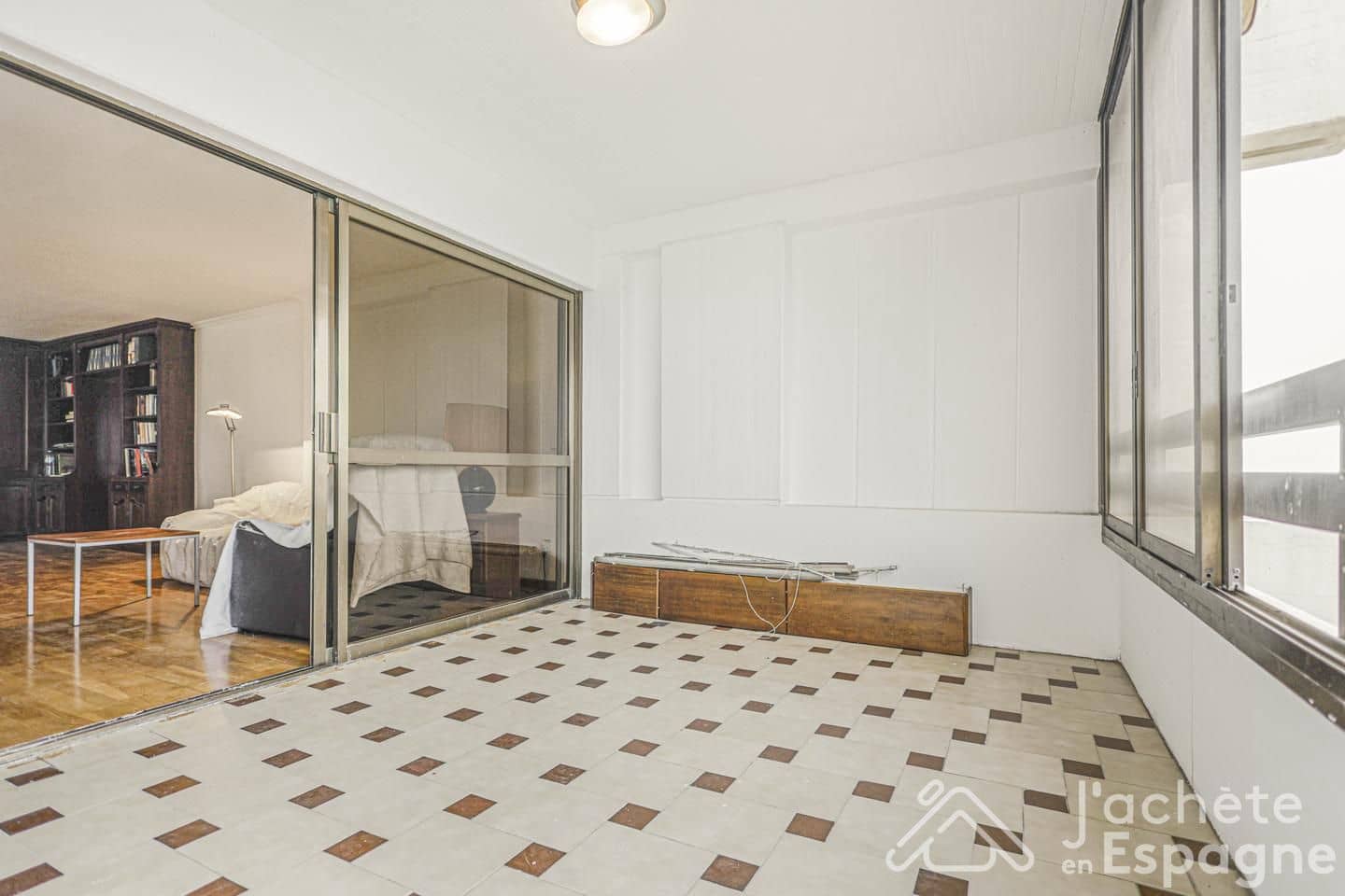 4 bedroom Penthouse for sale in Alicante / Alacant city with garage - € 640,000 (Ref: 10130682)
