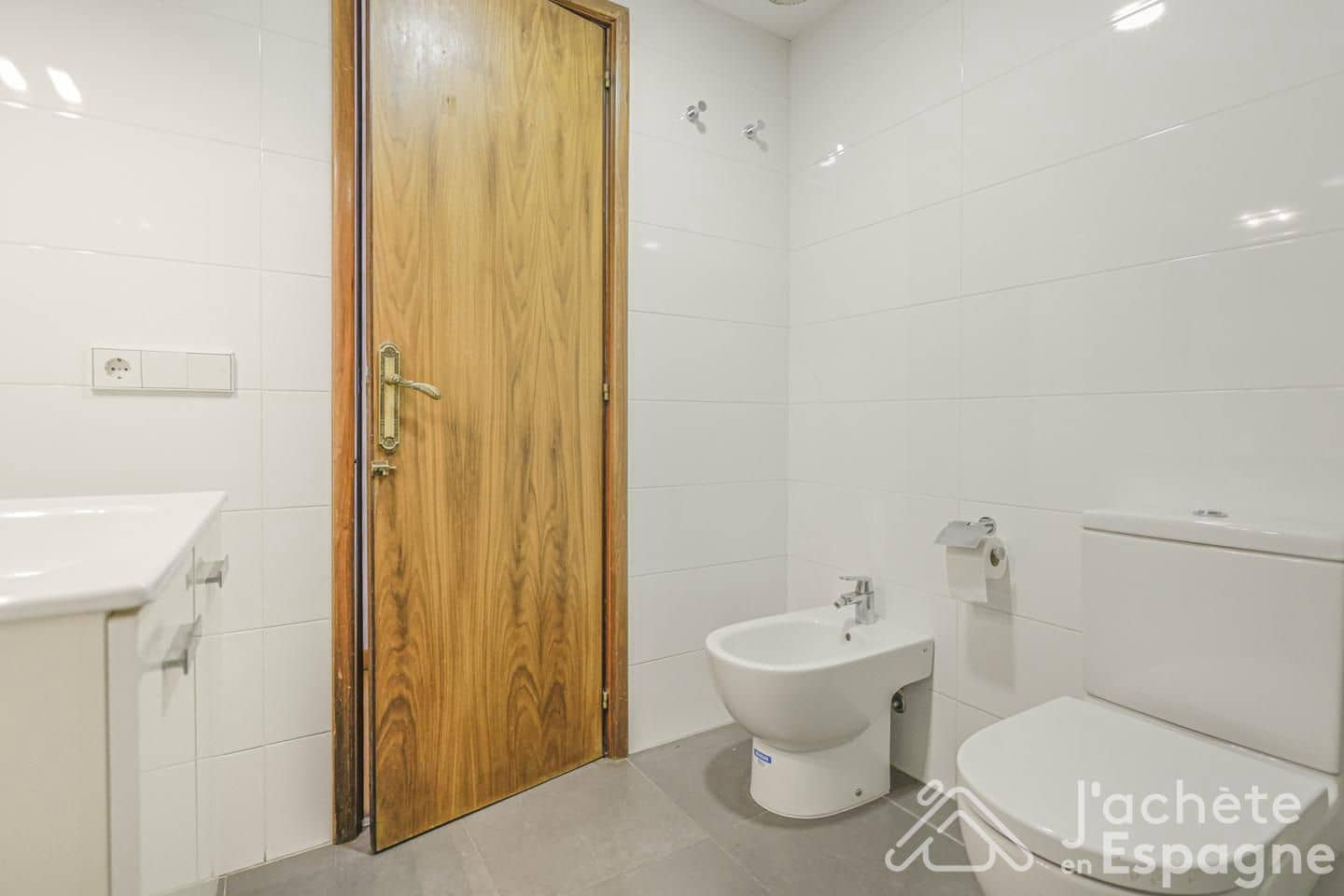 4 bedroom Penthouse for sale in Alicante / Alacant city with garage - € 640,000 (Ref: 10130682)