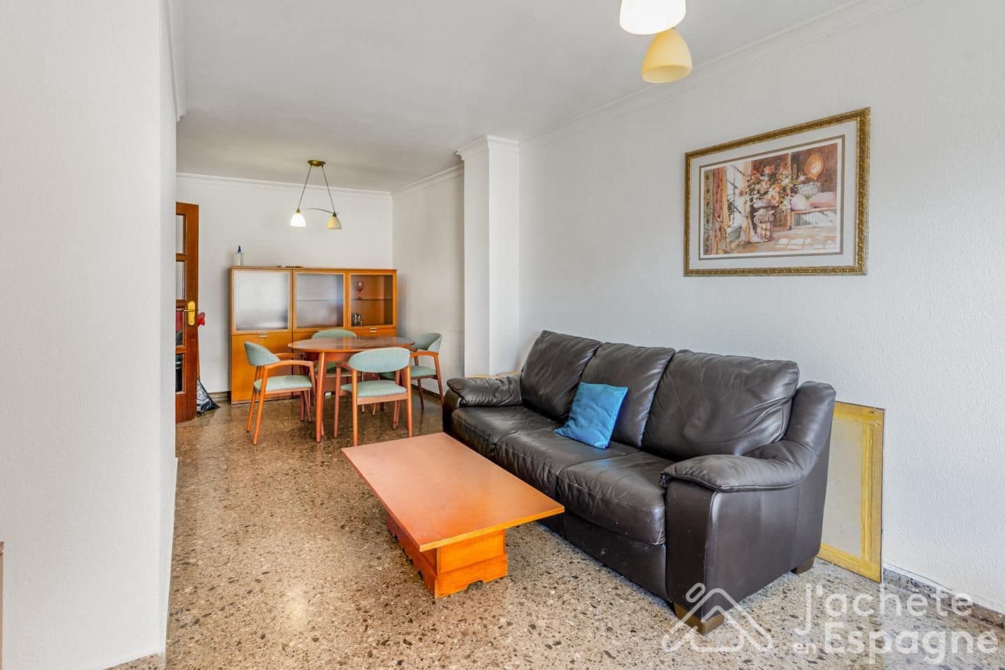 3 bedroom Flat for sale in Valencia city - € 315,000 (Ref: 10130683)