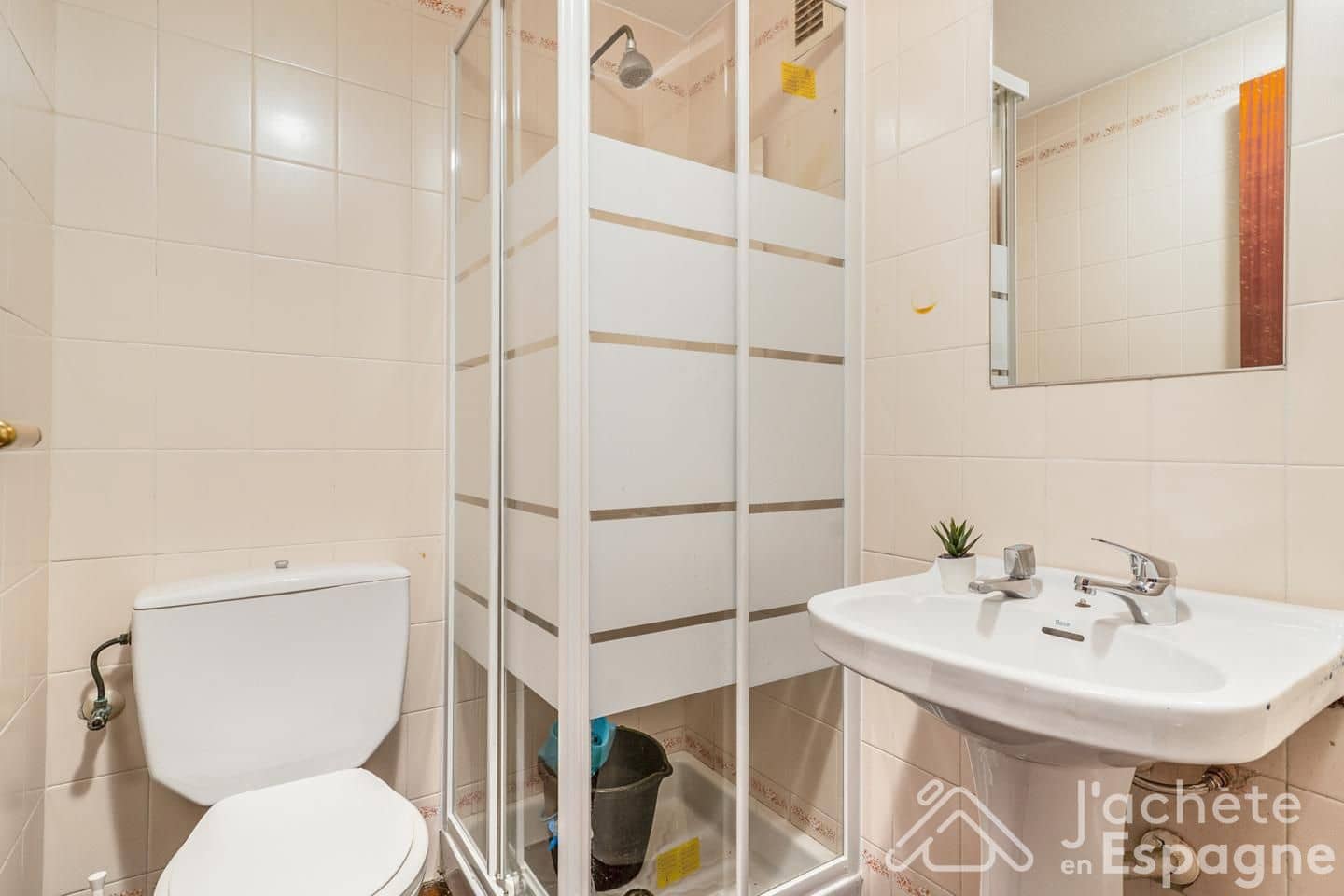 3 bedroom Flat for sale in Valencia city - € 315,000 (Ref: 10130683)