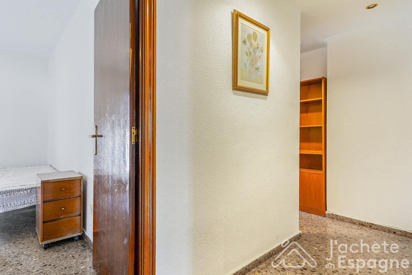 3 bedroom Flat for sale in Valencia city - € 315,000 (Ref: 10130683)