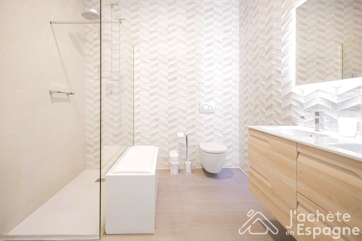 4 quarto Moradia para venda em Finestrat com piscina garagem - 950 000 € (Ref: 10130684)