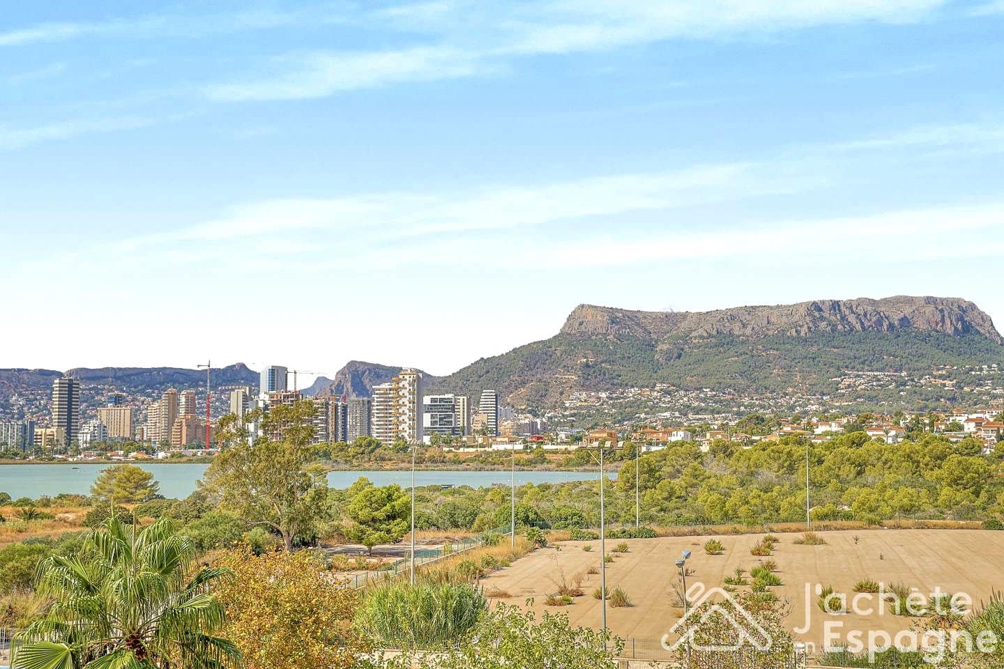 2 soverom Leilighet til salgs i Calpe / Calp med svømmebasseng garasje - € 415 000 (Ref: 10134960)