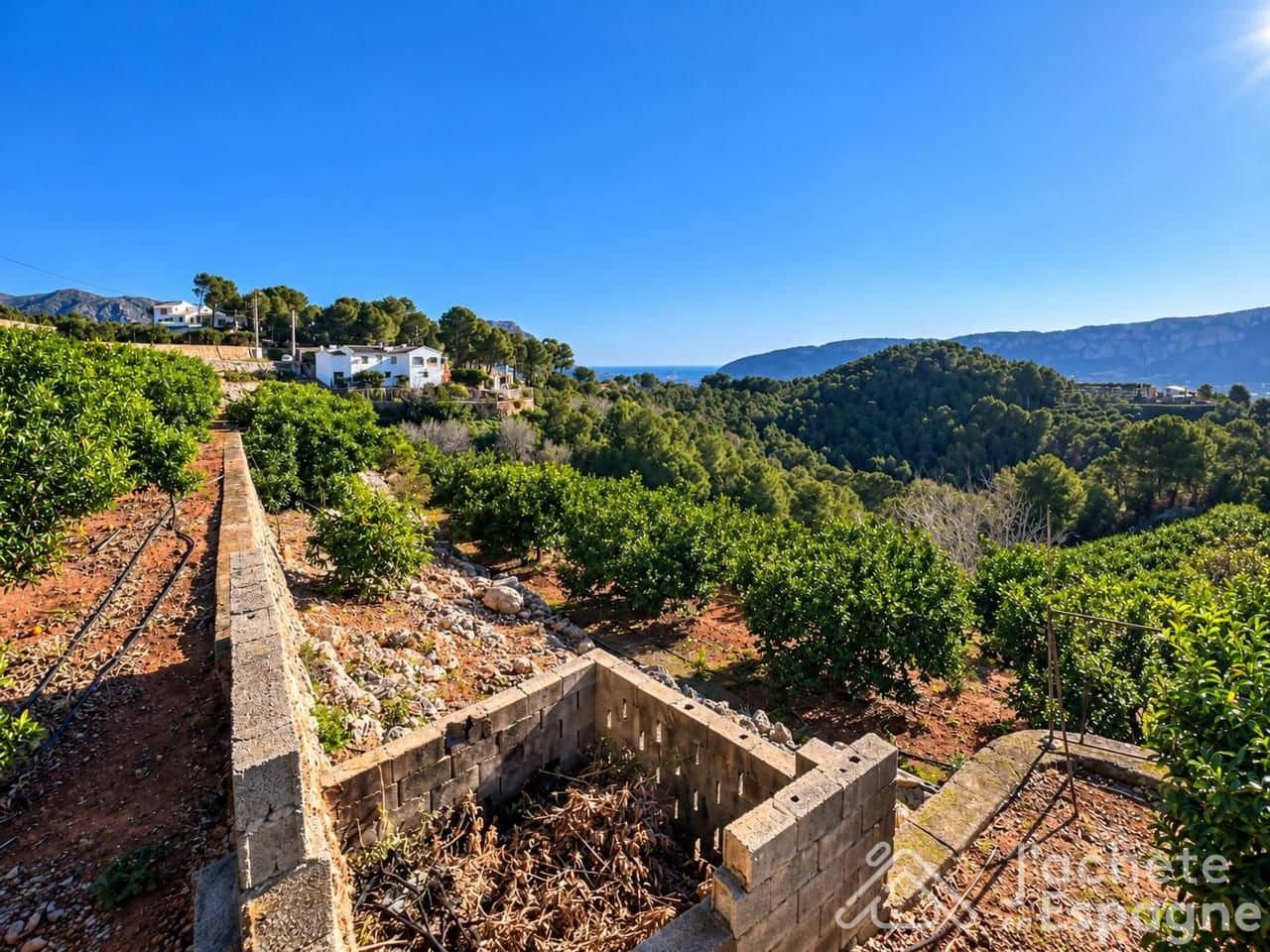Grunde uden byggetilladelser til salg i Benifairo de la Valldigna - € 90.000 (Ref: 10136217)