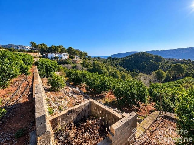 Grunde uden byggetilladelser til salg i Benifairó de la Valldigna - € 90.000 (Ref: 10136217)