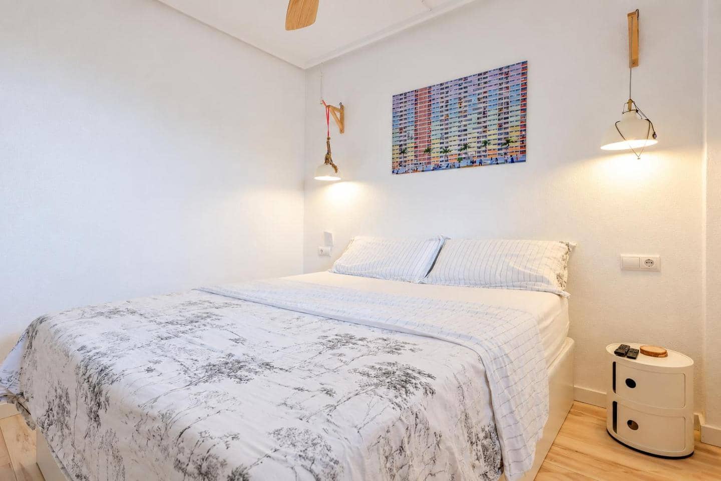 Piso de 2 habitaciones en Torrevieja en venta con piscina garaje - 159.000 € (Ref: 10163448)
