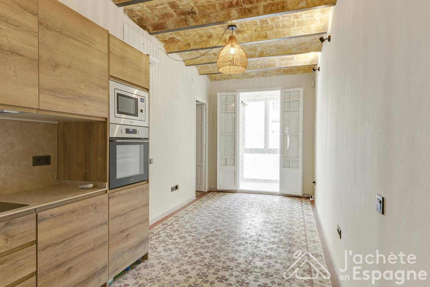 3 soveværelse Lejlighed til salg i Barcelona by - € 414.000 (Ref: 10163917)