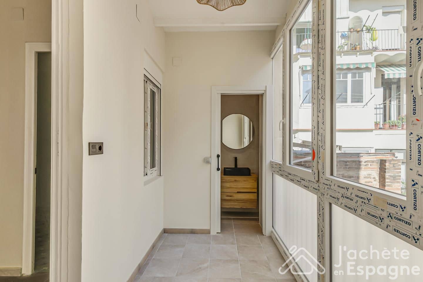 3 soveværelse Lejlighed til salg i Barcelona by - € 414.000 (Ref: 10163917)