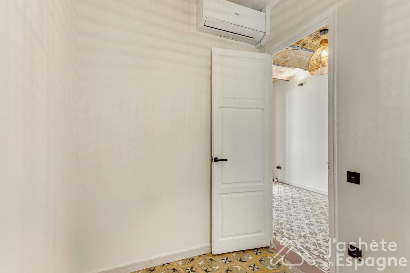 3 soveværelse Lejlighed til salg i Barcelona by - € 414.000 (Ref: 10163917)