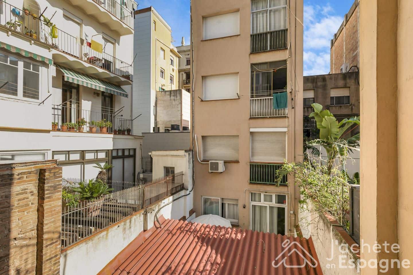 3 soveværelse Lejlighed til salg i Barcelona by - € 414.000 (Ref: 10163917)