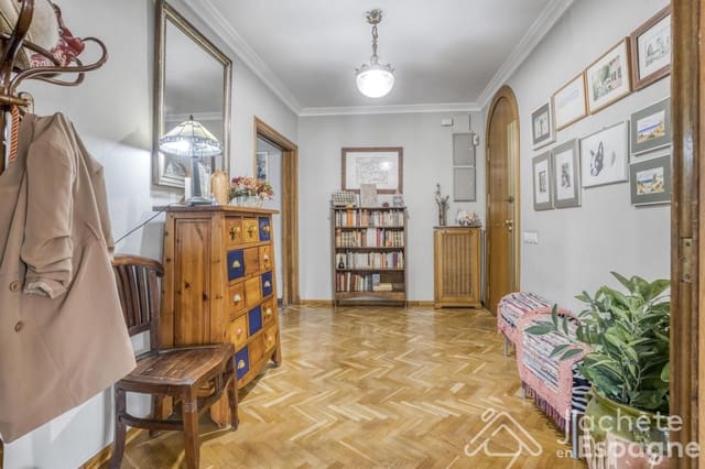 5 soveværelse Penthouse til salg i El Mercat, Valencia by - € 1.100.000 (Ref: 10168778)