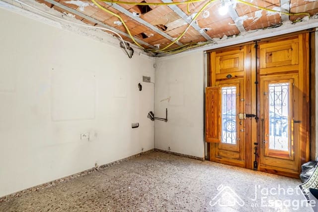 Chalet de 5 habitaciones en La Pobla Llarga en venta - 125.000 € (Ref: 10175279)