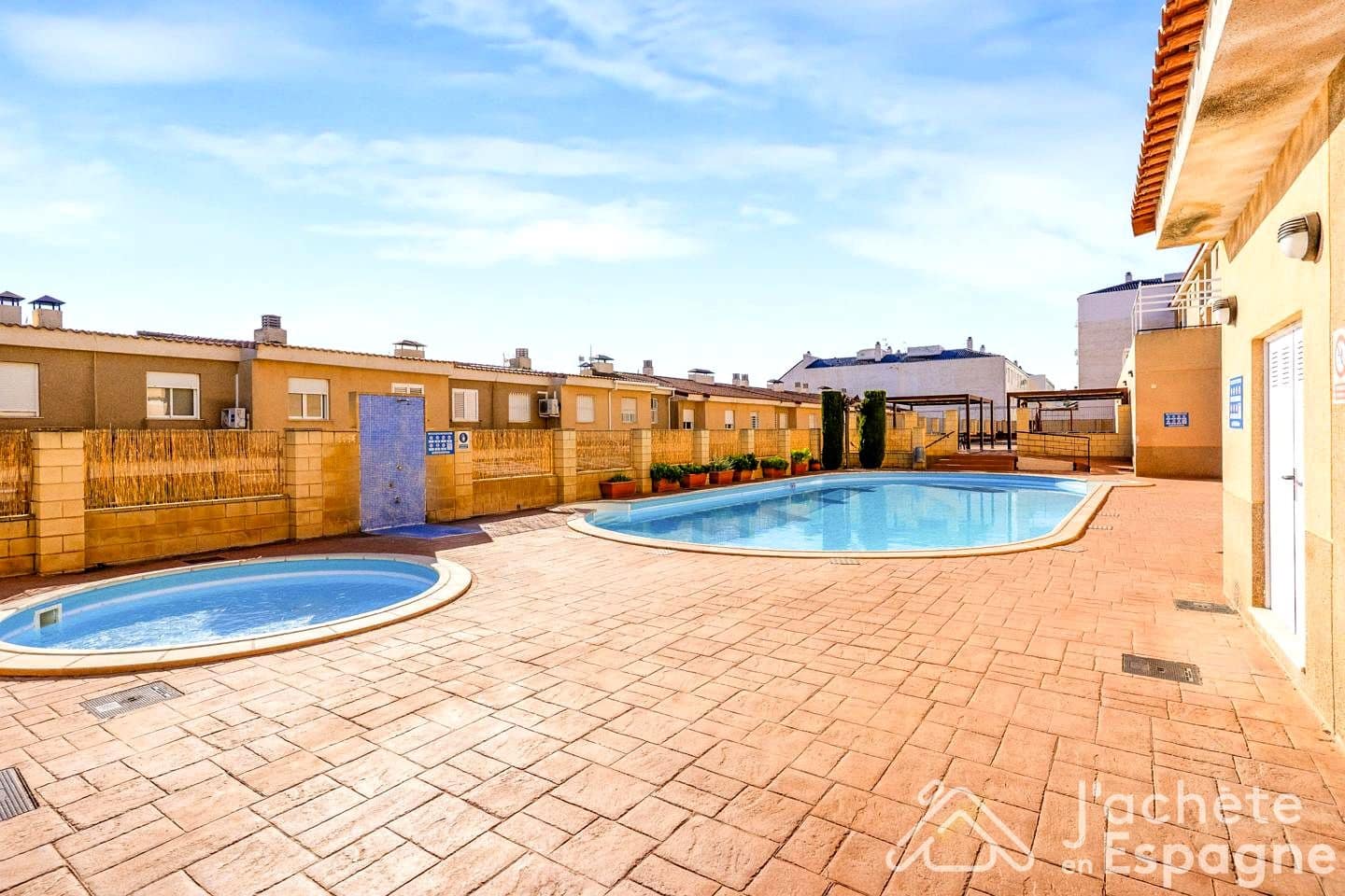 2 sypialnia Penthouse na sprzedaż w Naquera z basenem garażem - 450 000 € (Ref: 10183212)