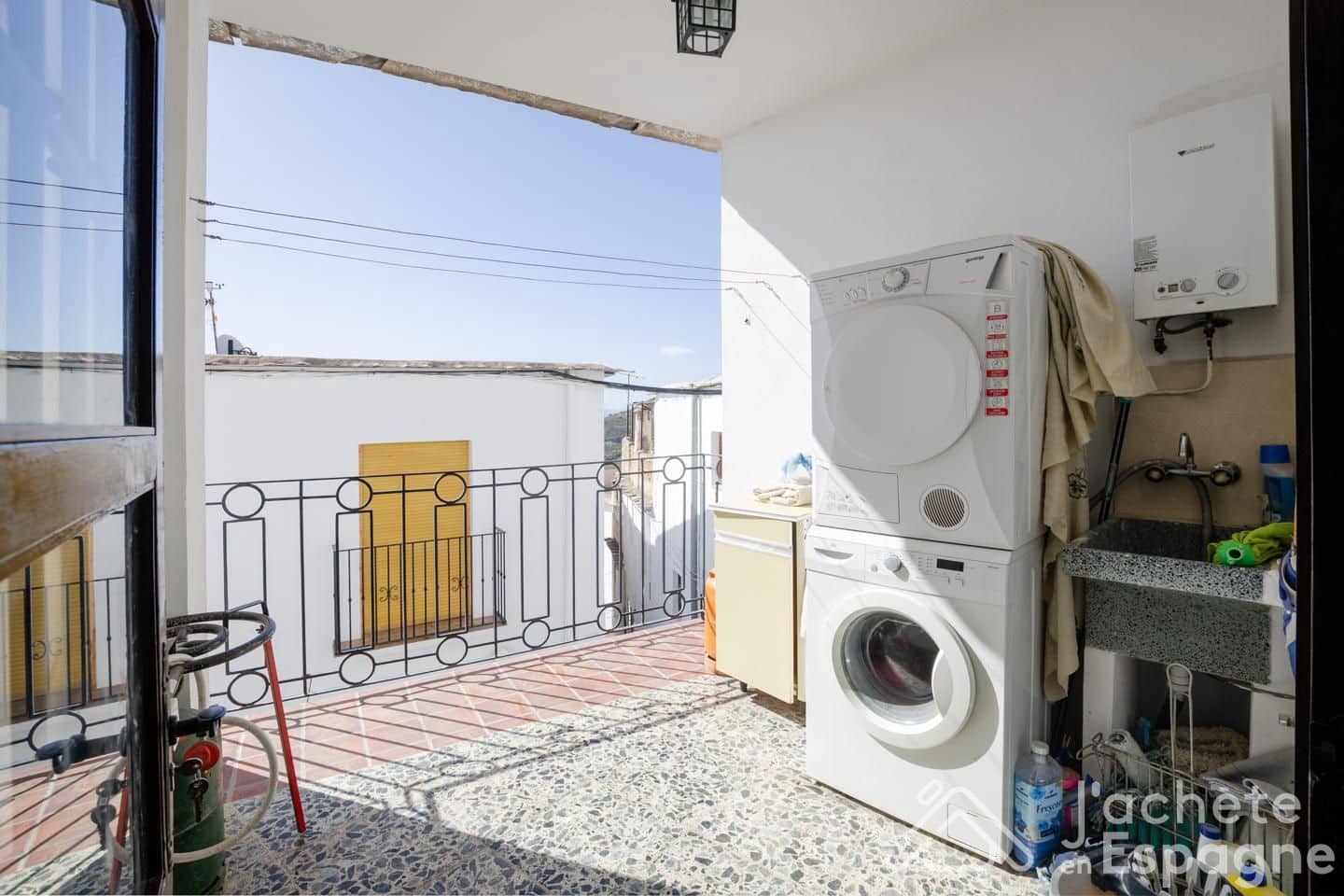 7 sovrum Villa till salu i Laroles med garage - 130 000 € (Ref: 10185877)