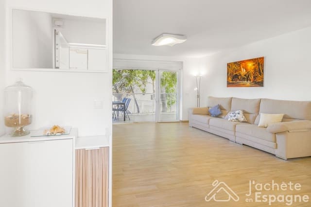 3 slaapkamer Flat te koop in Cabo de las Huertas, Alicante stad met zwembad garage - € 649.000 (Ref: 10185982)