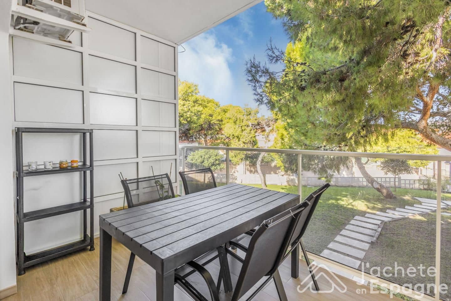 3 slaapkamer Flat te koop in Cabo de las Huertas met zwembad garage - € 649.000 (Ref: 10185982)