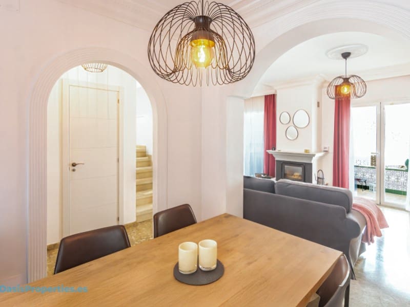 4 chambre Villa/Maison à vendre à Nerja - 435 000 € (Ref: 8756651)