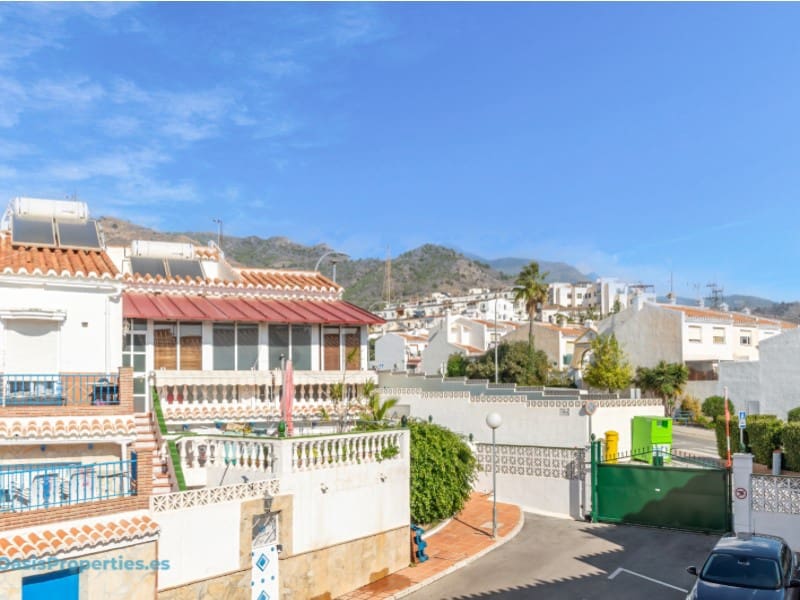 4 chambre Villa/Maison à vendre à Nerja - 435 000 € (Ref: 8756651)