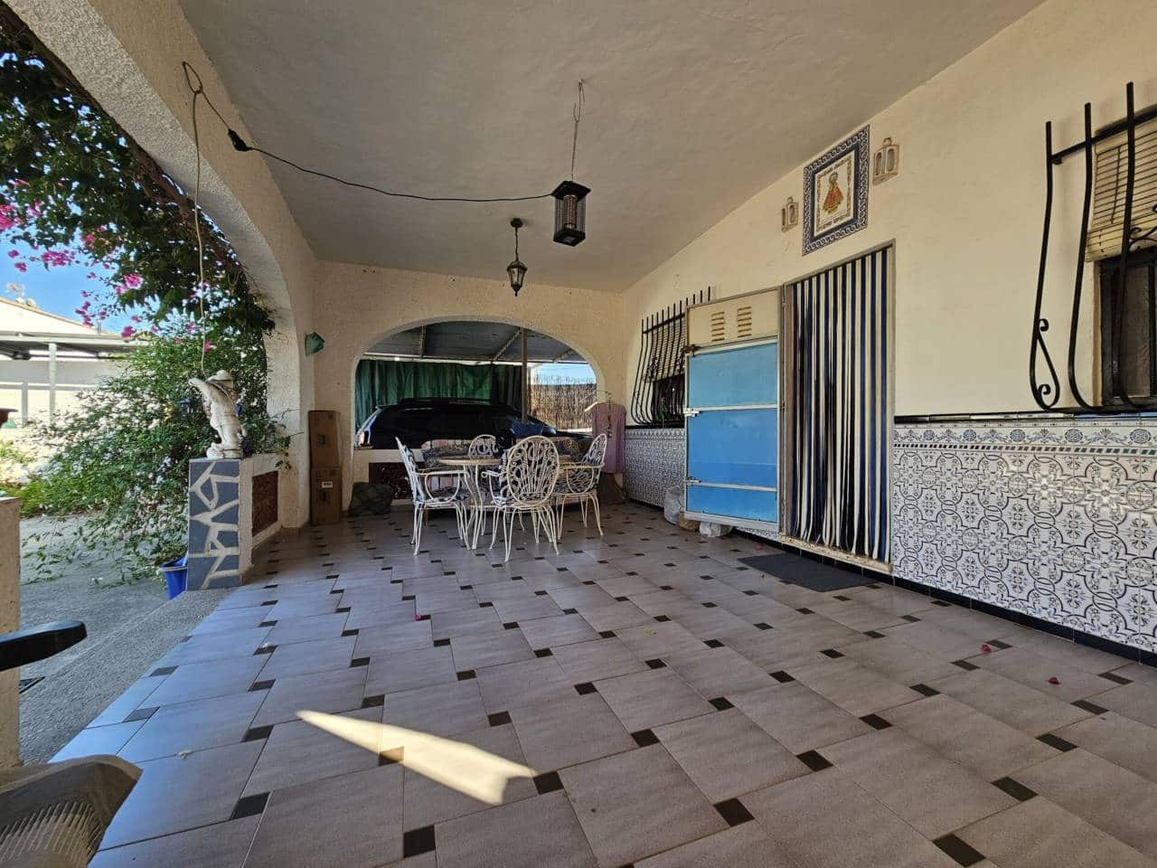 4 bedroom Villa for sale in Oliva with pool - € 330,000 (Ref: 10010067)