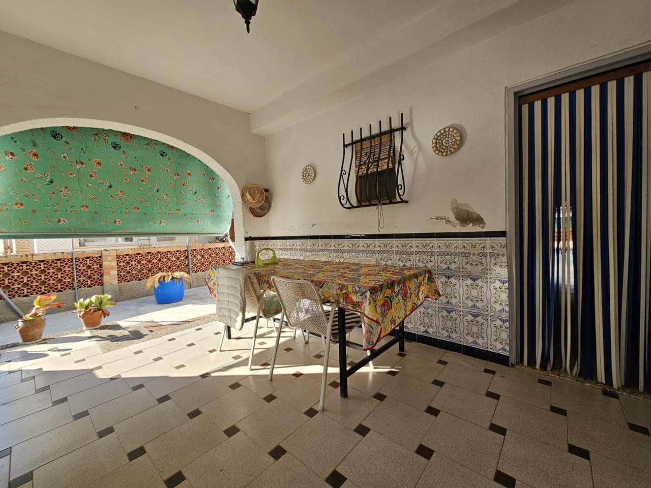 4 bedroom Villa for sale in Oliva with pool - € 330,000 (Ref: 10010067)