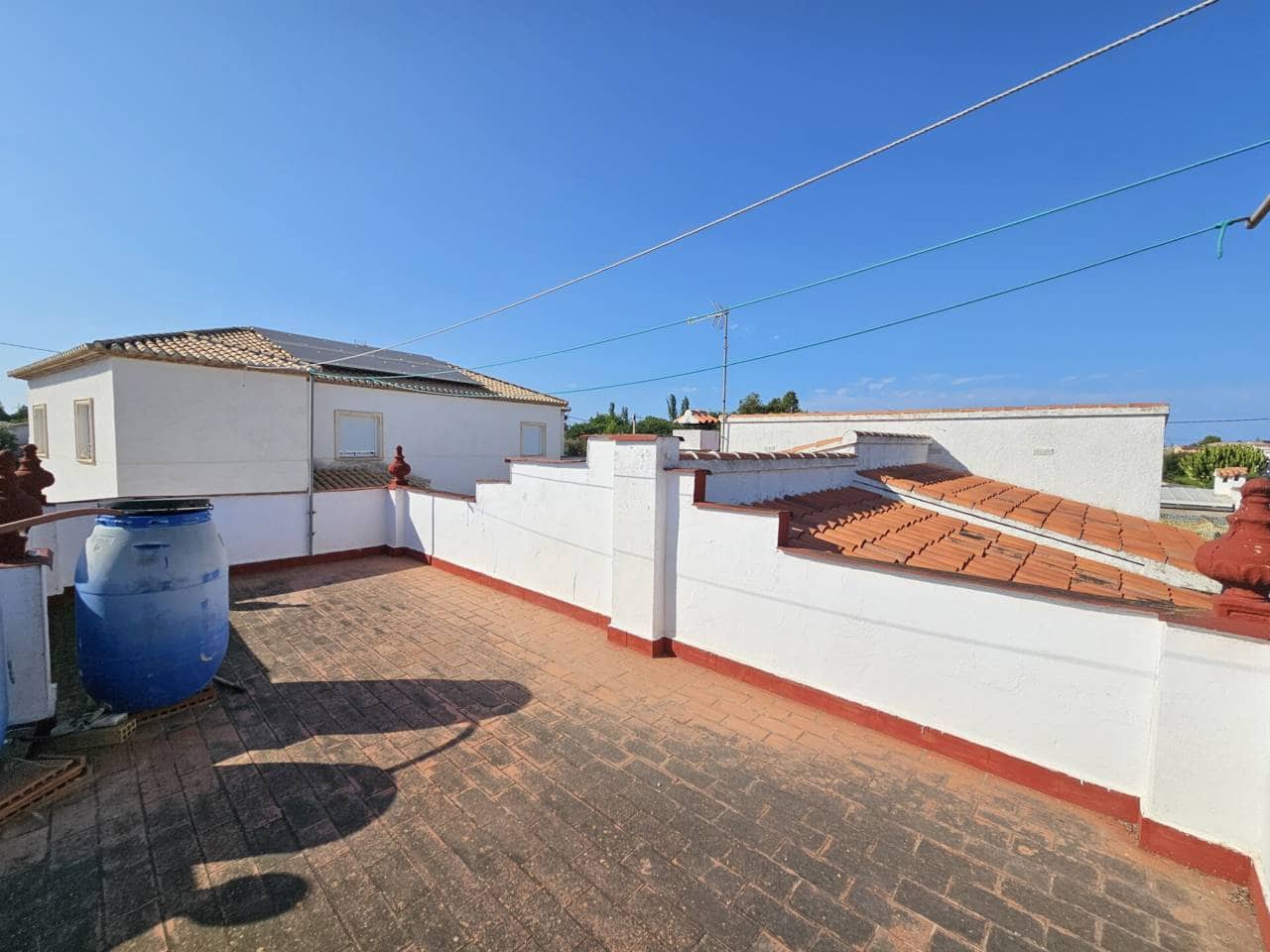 4 bedroom Villa for sale in Oliva with pool - € 330,000 (Ref: 10010067)