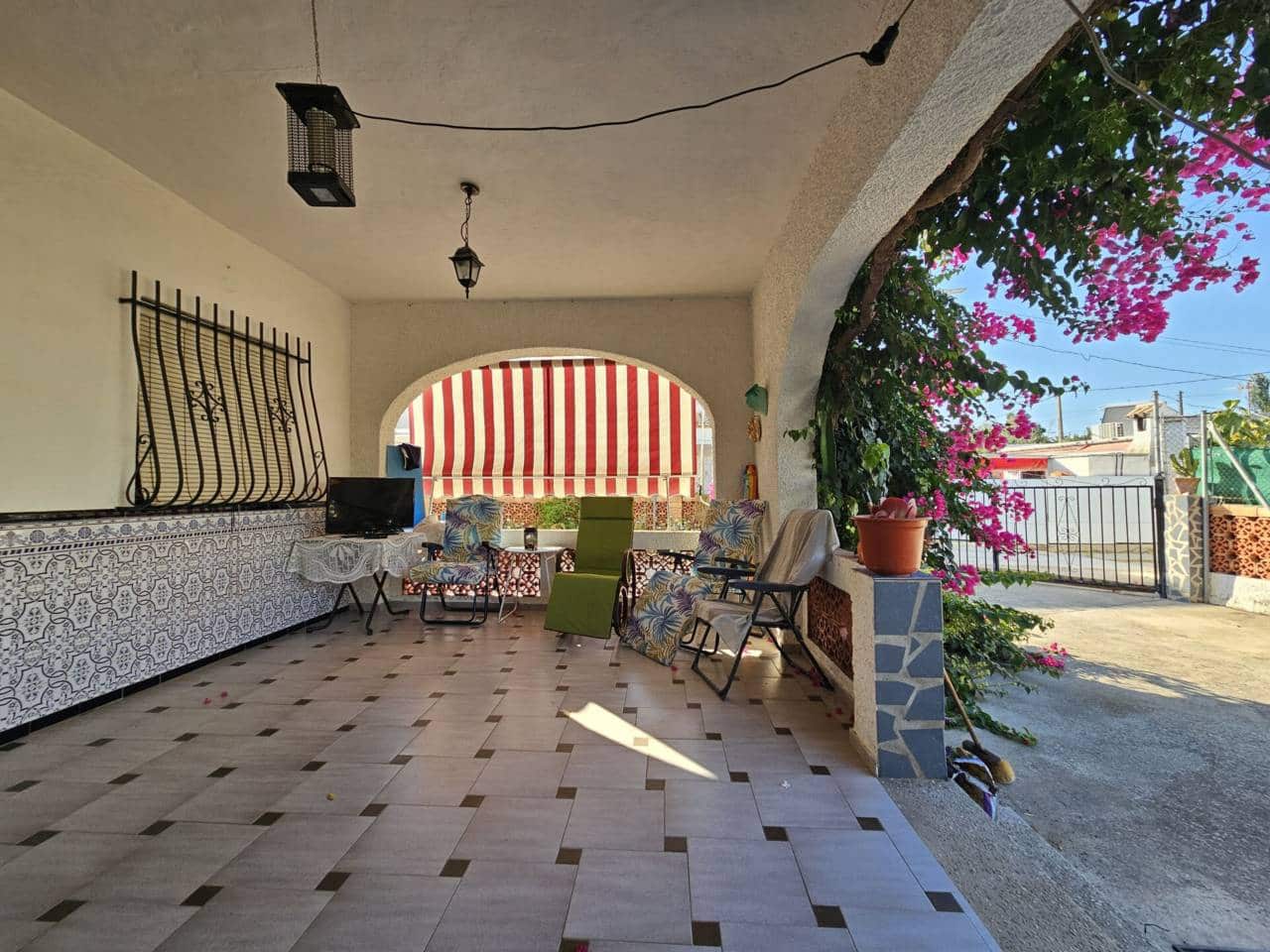 4 bedroom Villa for sale in Oliva with pool - € 330,000 (Ref: 10010067)