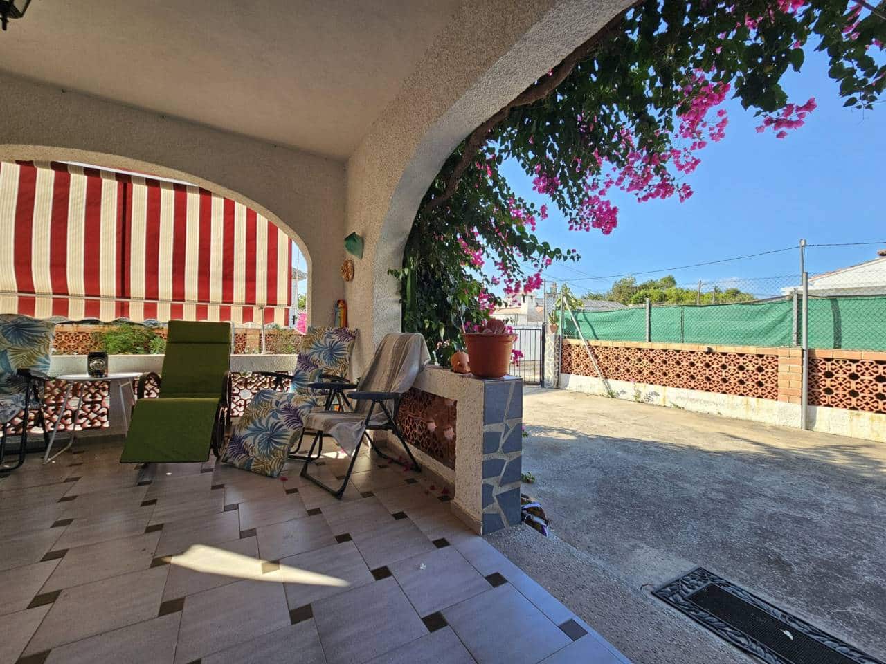 4 bedroom Villa for sale in Oliva with pool - € 330,000 (Ref: 10010067)
